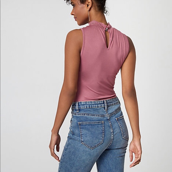 Knit & Lace Mock Neck Sleeveless Top - Picture 3 of 10